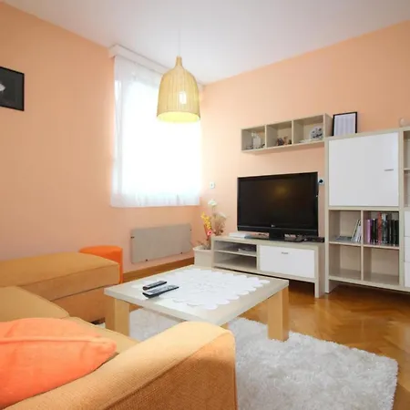 Vojka In Center Appartement *